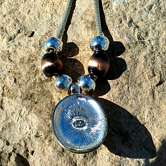 NEW!!  Necklace - Picture 4 of 7